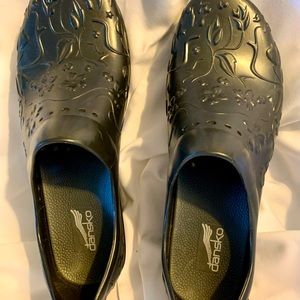 Dansko Women’s size 39 Rubber Shoes